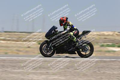 media/Aug-03-2025-TrackDaz (Sun) [[bf4a71acf9]]/C Group/1240pm (Wheelie Bump)/